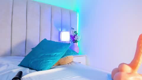 Say Lilith   Monday to Saturday 700am to 140pm Colombian time  online show from February 2025 03:17:01 PM