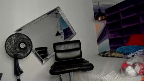 Snapshot of sbastone_muscle chatting on January 2025 04:34:01 PM sebastian muscleman daddy the better latin lover online show from January 2025 04:34:01 PM