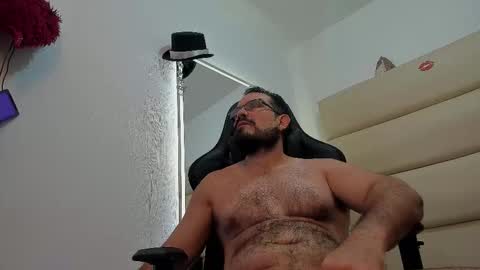 sebastian   muscleman  daddy   the better  latin  lover   online show from November 2025 11:14:01 AM