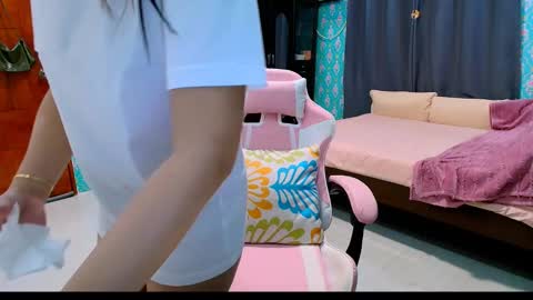 scarlett. online show from December 2025 02:06:02 AM