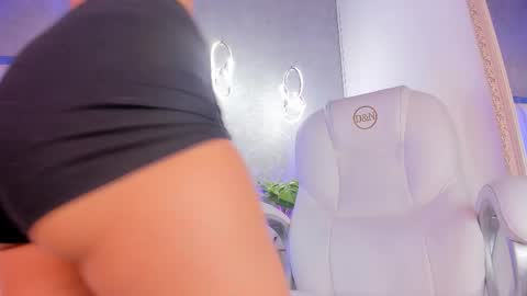 Scarlett online show from November 2025 05:31:01 PM