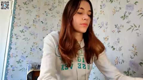 Kira online show from October 2025 08:12:02 AM