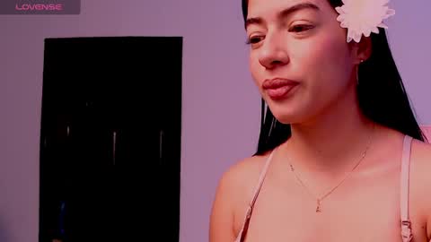 scarlet_carterr online show from April 2026 01:45:01 PM