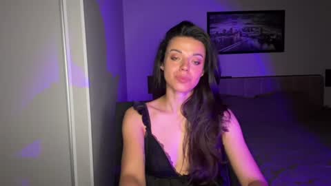 Snapshot of scarlet_daisy_ chatting on July 2026 07:22:01 AM Sophie online show from July 2026 07:22:01 AM