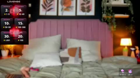Claudia  online show from June 2026 08:00:02 PM