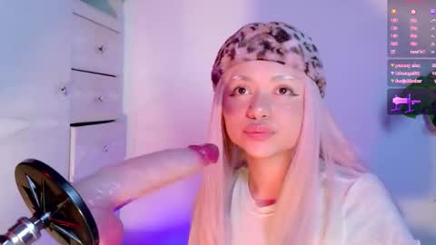 Snapshot of scarlet_gold chatting on March 2026 01:56:02 AM scarlet_gold online show from March 2026 01:56:02 AM