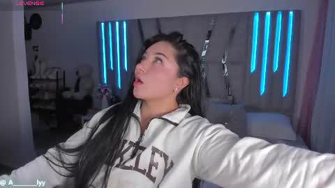 Snapshot of scarlet_miller_1 chatting on June 2026 10:45:02 PM Celeste online show from June 2026 10:45:02 PM