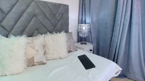 scarlet_queen7 online show from May 2026 06:34:02 PM