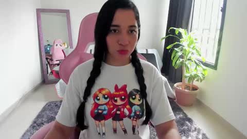 Scarlet Venom online show from October 2025 02:07:02 PM