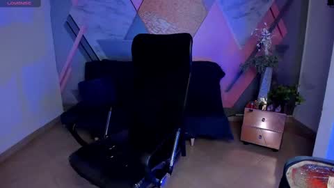 Snapshot of scarlet_villamizar chatting on January 2025 06:59:01 AM SCARLET online show from January 2025 06:59:01 AM