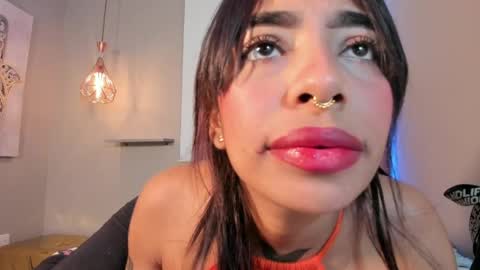 scarlet_vixen_ online show from April 2026 12:26:01 PM