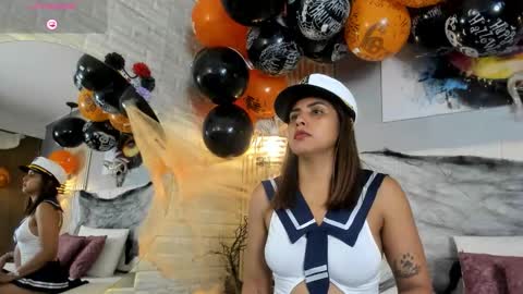 Snapshot of scarletbaker__ chatting on October 2025 07:01:02 PM Scarlet online show from October 2025 07:01:02 PM