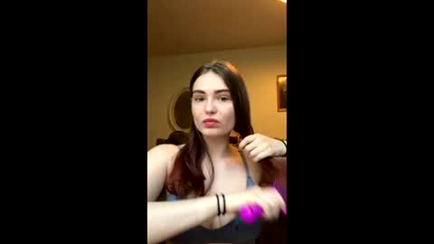 Snapshot of scarletbean chatting on May 2026 02:25:01 PM scarletbean online show from May 2026 02:25:01 PM