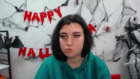 Snapshot of scarletcargo chatting on November 2025 10:59:01 AM ScarletCargo online show from November 2025 10:59:01 AM