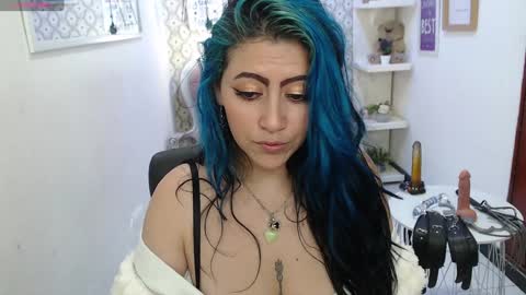 Snapshot of scarleth_bluee chatting on January 2025 07:06:02 AM Scarleth online show from January 2025 07:06:02 AM