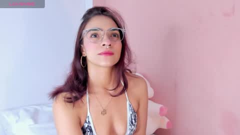 Snapshot of scarleth_red_ chatting on January 2025 11:58:02 AM I am Scarleth Check mi profile online show from January 2025 11:58:02 AM