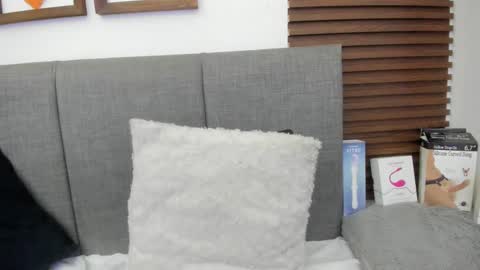 scarleth online show from February 2025 09:05:02 AM