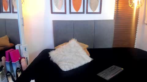 scarleth online show from October 2025 11:41:02 AM