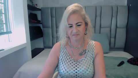 S C A R L E T online show from February 2026 07:28:01 PM