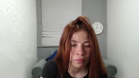 Snapshot of scarlethsexy69 chatting on October 2025 12:28:02 PM scarlethsexy69 online show from October 2025 12:28:02 PM