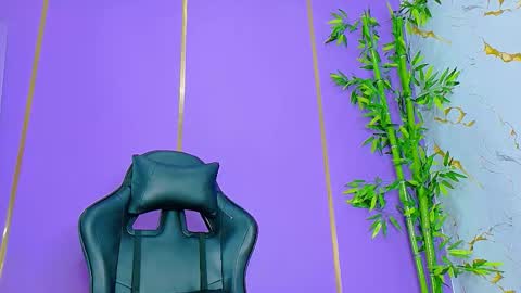 Snapshot of scarletjonesx chatting on October 2025 08:50:02 PM Denis online show from October 2025 08:50:02 PM