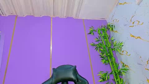 Snapshot of scarletjonesx chatting on November 2025 11:07:02 PM Denis online show from November 2025 11:07:02 PM