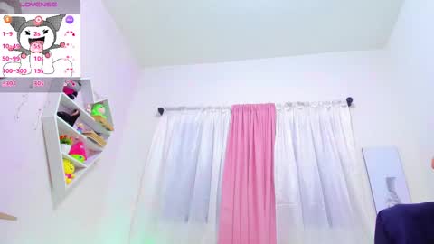 Snapshot of scarletliz chatting on February 2025 12:25:02 PM Scarletliz online show from February 2025 12:25:02 PM