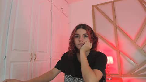 Snapshot of scarletpunk_ chatting on December 2024 11:34:02 AM Scarlet online show from December 2024 11:34:02 AM