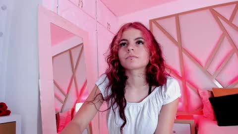 Snapshot of scarletpunk_ chatting on January 2025 12:25:02 PM Scarlet online show from January 2025 12:25:02 PM