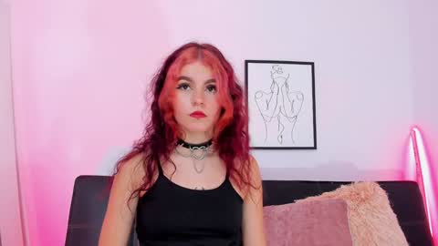 Snapshot of scarletpunk_ chatting on January 2025 02:25:02 AM Scarlet online show from January 2025 02:25:02 AM
