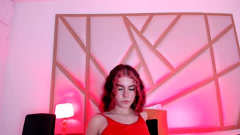 Snapshot of scarletpunk_ chatting on January 2025 04:01:02 PM Scarlet online show from January 2025 04:01:02 PM