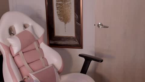 Snapshot of scarlett__baker11 chatting on December 2024 11:13:02 PM juli online show from December 2024 11:13:02 PM