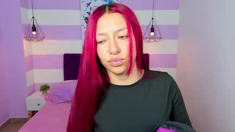 Snapshot of scarlett__bell chatting on May 2026 11:28:01 AM Scarlett online show from May 2026 11:28:01 AM