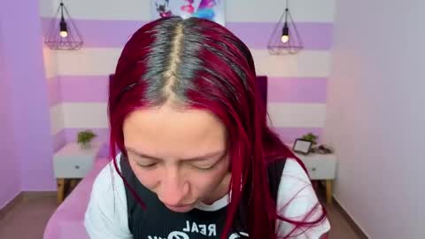 Snapshot of scarlett__bell chatting on May 2026 01:17:01 PM Scarlett online show from May 2026 01:17:01 PM