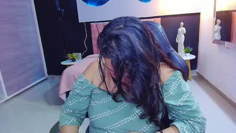  SCARLETT online show from April 2026 02:47:02 AM
