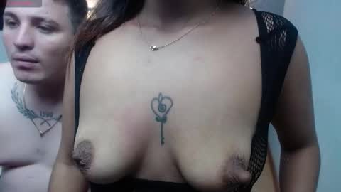 Snapshot of scarlett_and_justin chatting on November 2025 03:19:01 AM scarleth and justin online show from November 2025 03:19:01 AM