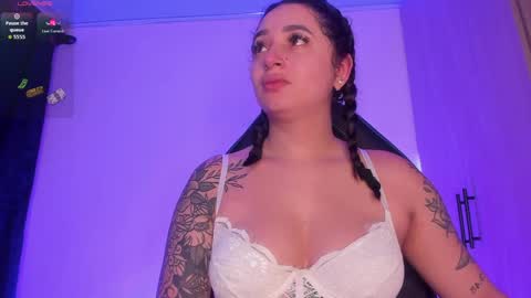 SCARLETT COLLINS online show from May 2026 11:48:01 AM