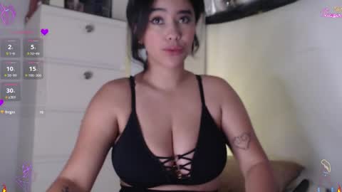 Snapshot of scarlett_diamond chatting on May 2026 10:37:02 PM Scarlett Thumb up please help me 100 its important online show from May 2026 10:37:02 PM