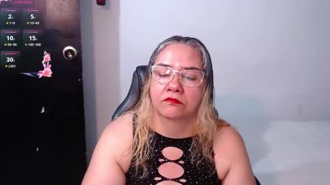 Snapshot of scarlett_duboi1 chatting on February 2025 12:28:01 AM Scarlett online show from February 2025 12:28:01 AM