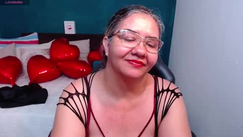 Snapshot of scarlett_duboi1 chatting on February 2025 03:04:02 AM Scarlett online show from February 2025 03:04:02 AM