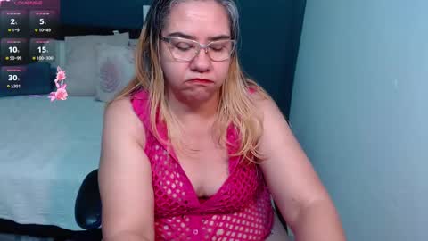 Snapshot of scarlett_duboi1 chatting on March 2025 01:23:01 AM Scarlett online show from March 2025 01:23:01 AM