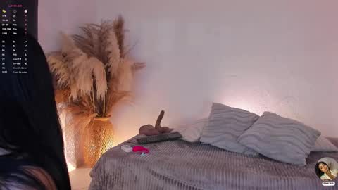 scarlet  online show from March 2026 12:00:02 PM