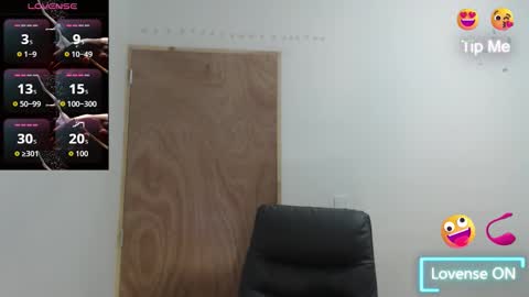 Scarlett online show from January 2026 03:37:02 PM