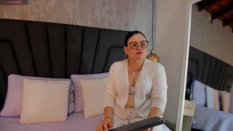 scarlett_monroe_1 online show from October 2025 11:33:02 AM
