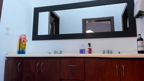 Snapshot of scarlett_moore_ chatting on February 2025 01:44:01 PM Scarlett online show from February 2025 01:44:01 PM