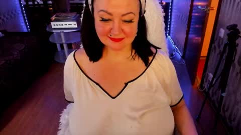 Snapshot of scarlett_ohara_1861 chatting on March 2025 08:00:01 PM Scarlett online show from March 2025 08:00:01 PM