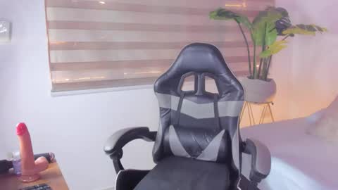 S C A  R L E T online show from January 2026 12:19:01 PM