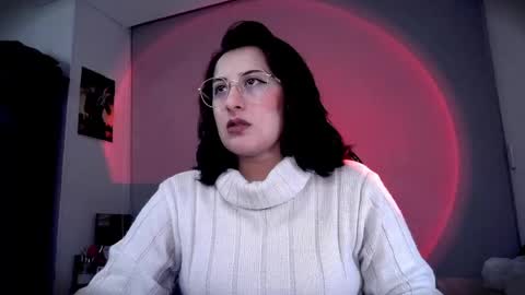 Snapshot of scarlett_sen chatting on May 2026 03:20:02 PM Mistress Scarlett online show from May 2026 03:20:02 PM
