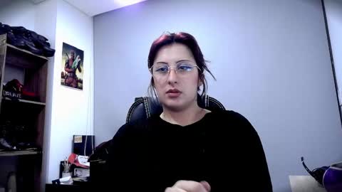 Snapshot of scarlett_sen chatting on May 2026 02:35:01 PM Mistress Scarlett online show from May 2026 02:35:01 PM