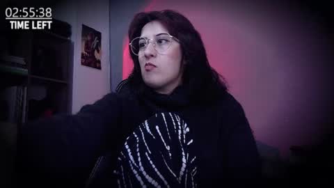 Snapshot of scarlett_sen chatting on June 2026 03:02:01 PM Mistress Scarlett online show from June 2026 03:02:01 PM